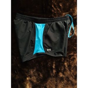 🌟Under Armour Fly-by Shorts🌟